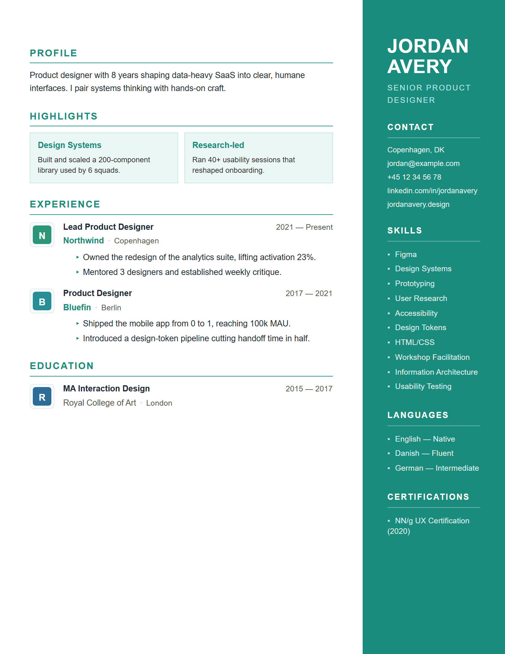 Sidebar Right CV template preview